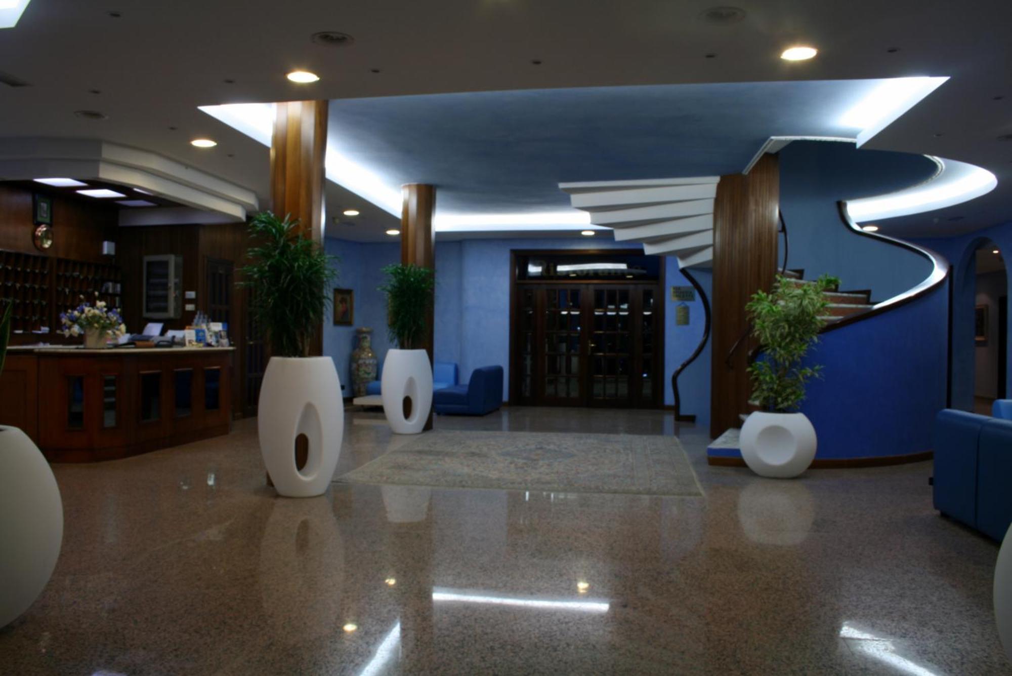 Hotel Rio Vasto Esterno foto